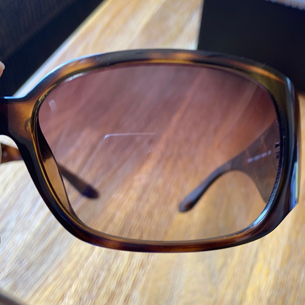 Chanel oversized sunglasses w/ Swarovski crystals - Picture 11 of 16